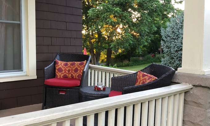 Mottville House | Family-friendly Bungalow Close to Everything