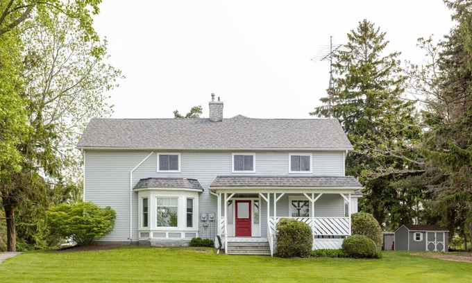 Bloomfield House | Family friendly duplex