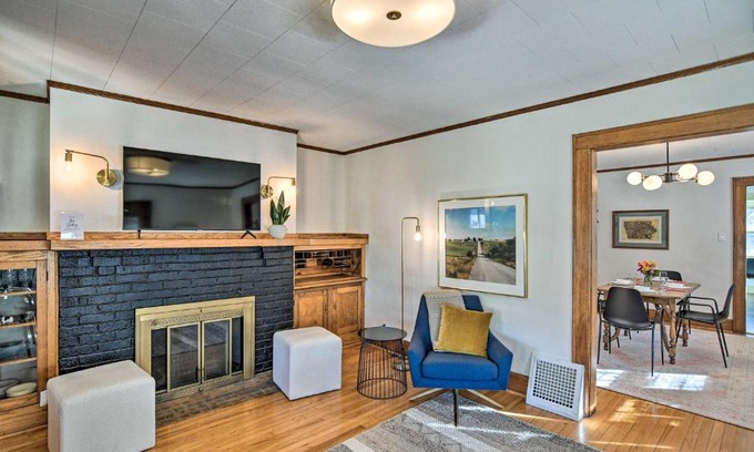 Des Moines House | Family-Friendly Des Moines Retreat with Patio!