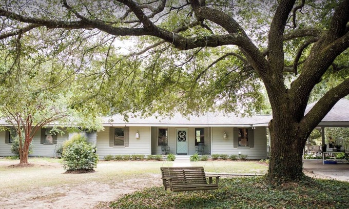 Fluker House | Family friendly home on 20 acres with small beach on 4 acre pond.