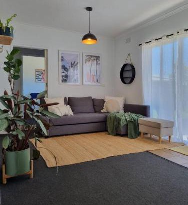 Belmont House | Family friendly home in Belmont