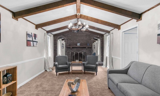 Forestdale House | Family Friendly in Forestdale
