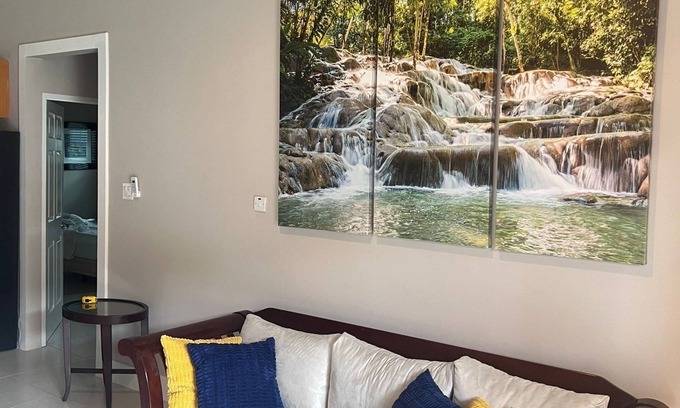 Salt Gut House | Family friendly house in a gated community 15 miles from Ocho Rios