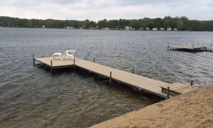 Three Rivers Cottage | Family Friendly Lakefront Cottage with Breathtaking Sunsets