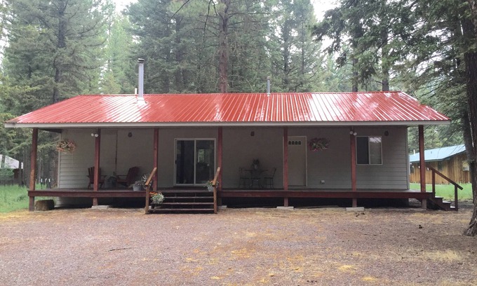 Lincoln House | Family- Friendly Mountain Getaway In Lincoln, Montana
