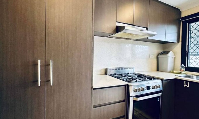 Nadi Apartment | Family Friendly spacious 3 bedroom self contained apartment.