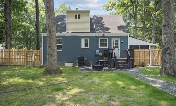 McGuire House | Family Fun: 2 Story Oasis & Pup Retreat Near RVA