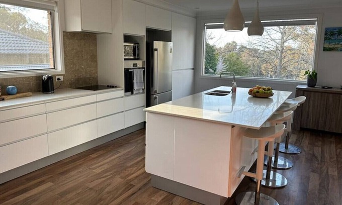 Melba House | Family Fun Home @Melba