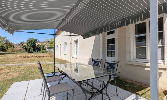 Valencay Cottage | Family Getaway Near Château de Valençay with Private Terrace