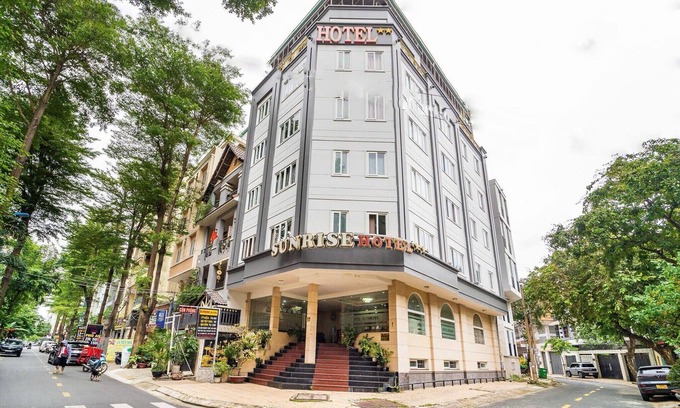Binh Chanh House | Family Getaway – Spacious Triple at Trung Son