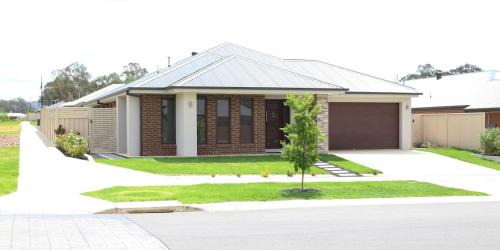 Wodonga House | Family hideaway