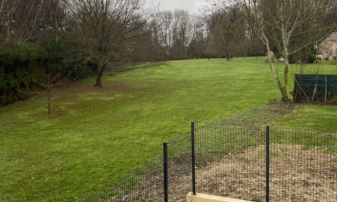 Galluis House | Family home forest on foot