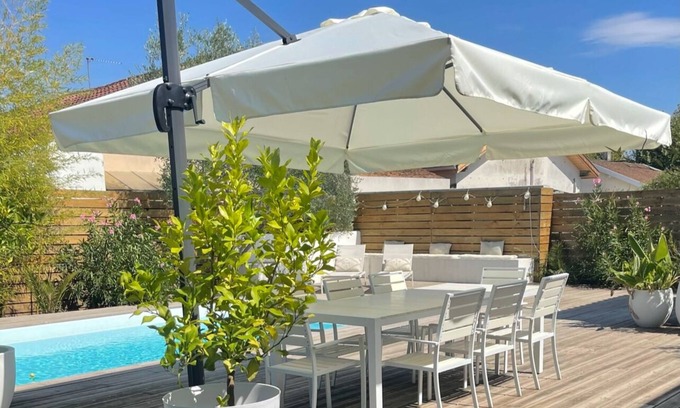 Merignac House | Family home