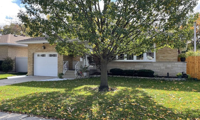 O'Hare House | Family Home in Chicago-O'Hare