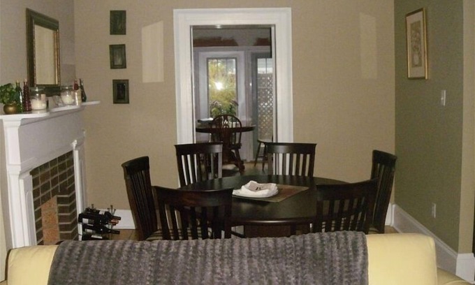 Downtown Halifax House | Family Home in Downtown Halifax Near WaterfrontCitadelUniversitiesHospitals