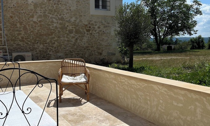Trelissac House | Family home : l'Etable