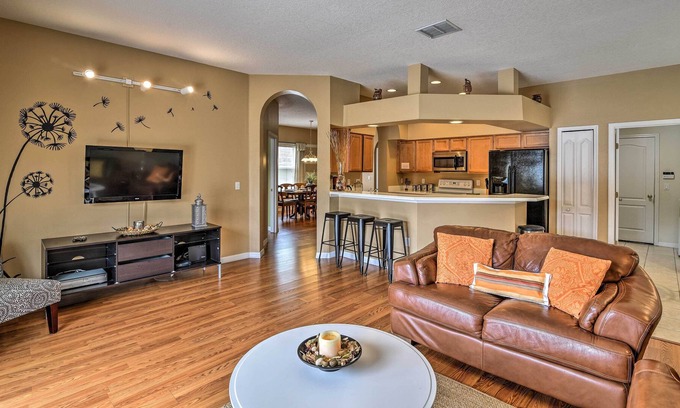 West Haven House | Family Home w/Pool & Patio -15 Mins to Disney