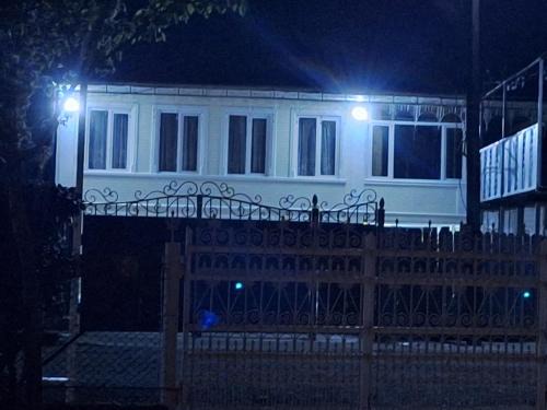 Guria House | Family Hotel ZUKA