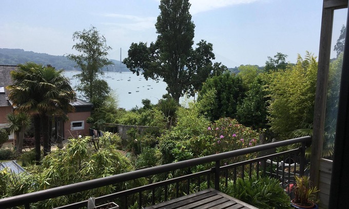 Le Relecq-Kerhuon House | Family house with sea view