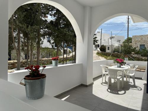 Logaras Apartment | Family House near Logaras beach
