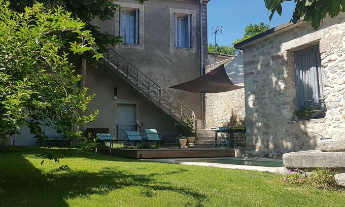 Assas House | Family house winemaker Loizo