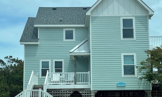 Whalehead Beach House | Family Paradise in Corolla: Oceanside, 4bds, Pool/Spa, Dog-Friendly