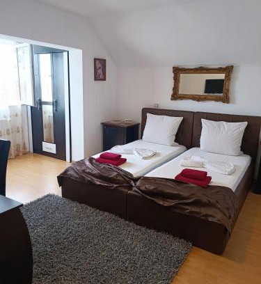 Arad House | Family Pension