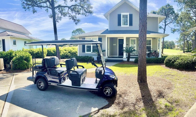 Laurel Grove House | FAMILY-PERFECT, 2 golf carts, beach chairs,bikes, UPSTAIRS AC, NO PETS,