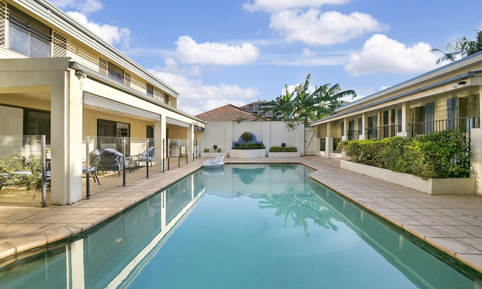 Sherwood House | Family/pet Friendly Home With a Swimming Pool in Sherwood, Brisbane