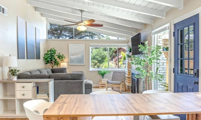Del Rey Oaks House | Family Playground by the Bay