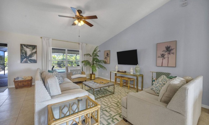 Port Charlotte House | Family Retreat Sleeps 10 Pool Near Beach