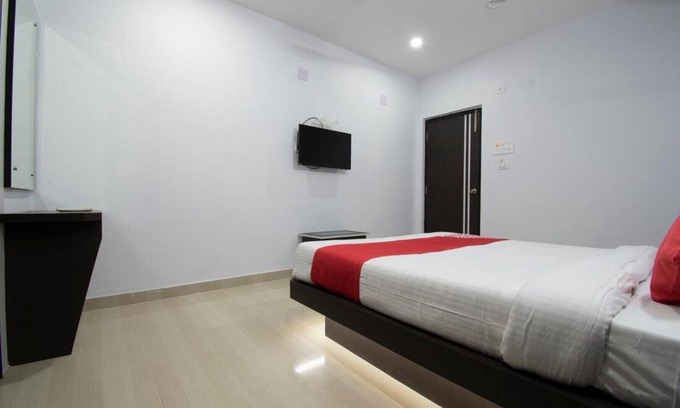 Danapur House | FAMILY ROOM 1-S G INTERNATIONAL