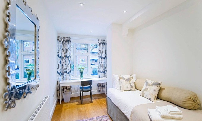 Claygate Apartment | Family Serviced Apartment in Surrey