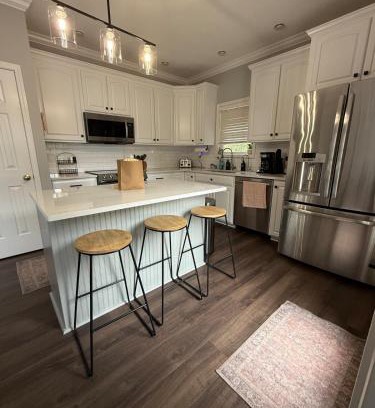 Troutville House | Family stay with Pets, EV Charger, Peloton
