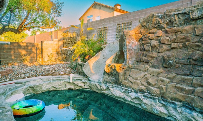 Highland Hills House | Family Tiki Resort - Exotic Desert Oasis