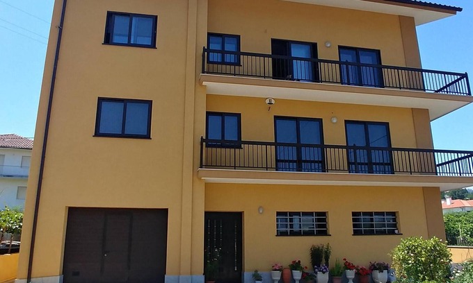 Venade Apartment | Family Vacation Apartment (2-5 pax)