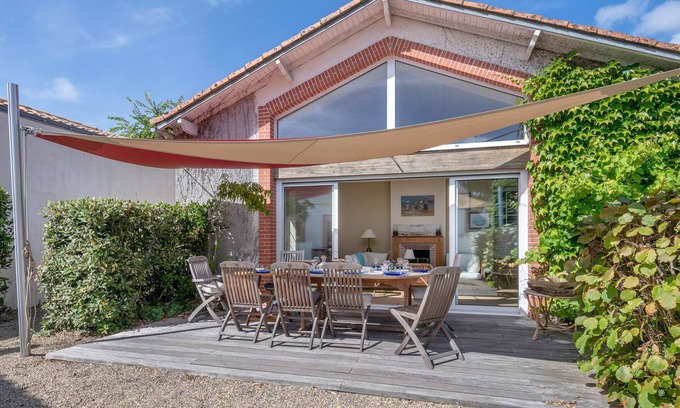 Prefailles House | Family villa for 11 people 300m from the sea