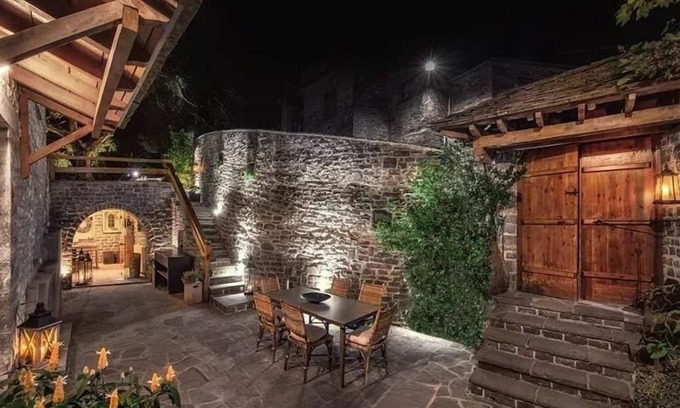 Dikoryfo Villa | Fantastic 3BR Villa Perfect View at Zagori