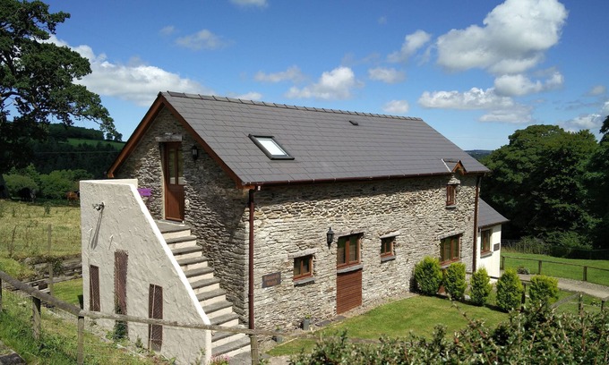 Newchapel Cottage | Fantastic couples escape to the country. Close to the coast in peaceful location