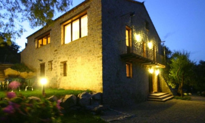 Les Planes d'Hostoles House | Fantastic rural house "El Bosqueró"