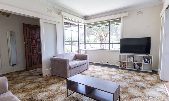 Glenroy House | Fantastic Family Friendly 3 Bedroom House