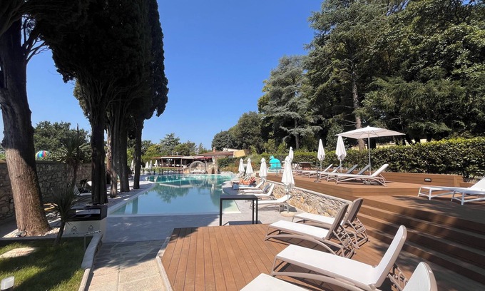 Colonnata Hotel | Fantastic Garden