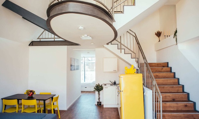 Schoeneweide Apartment | Fantastic Loft with Balcony