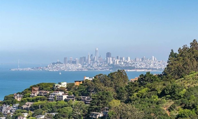 Sausalito House | Fantastic San Francisco City Views, Upper Unit