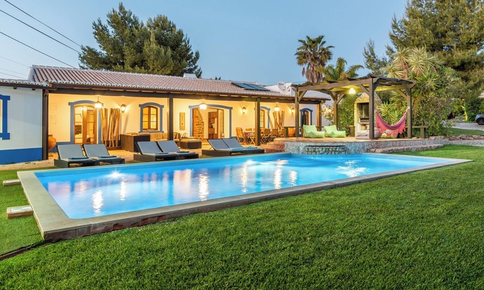 Silves Villa | Fantastic Villa Charme