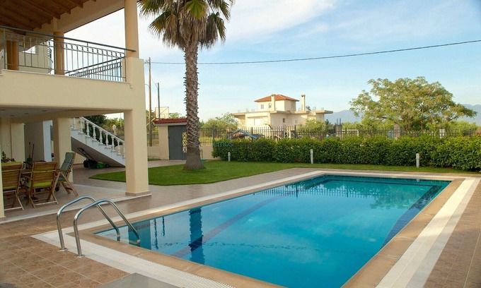 Messini Villa | Fantastic villa with a swimming pool ideal for a relaxing vacation and more.