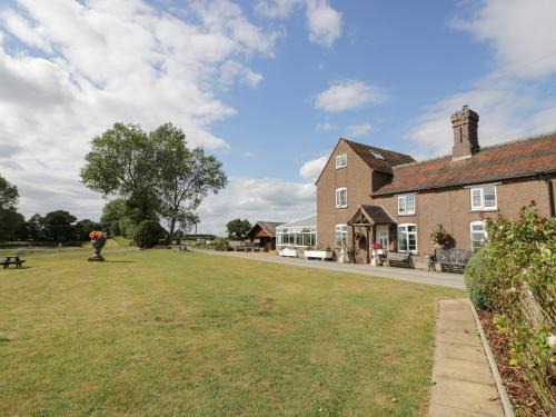 Little Haywood House | Far Coley Farm and Kilnhurst Log Cabin
