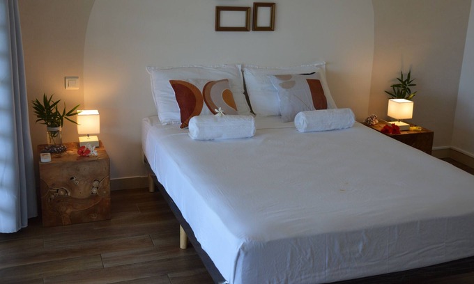 Pa'ofa'i House | Fare fenua 1/Central 120m² modern 2ch 6p Terrace Wifi Parking