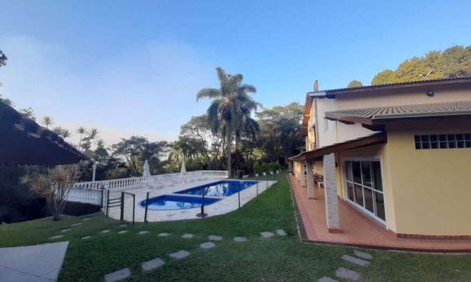 Sao Roque House | Farm/Country House Leisure pool, open-plan kitchen, fireplace, Gated Condo.