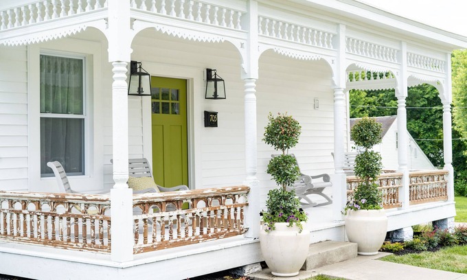 Brookville House | Farm House Style Home in the Town of Brookville
